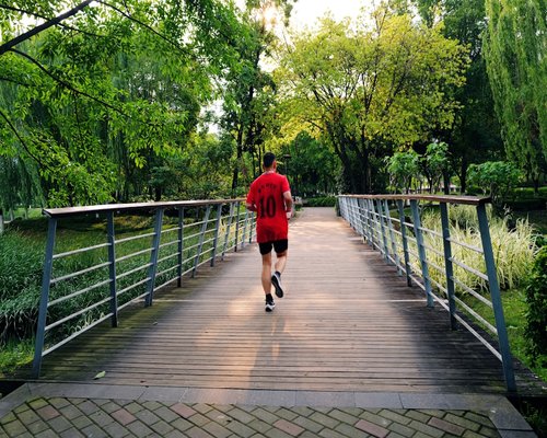 active male jogging for cardiovascular health